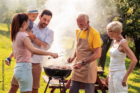 pure tabo com|Family Barbecue .